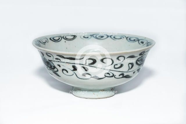 Blue and white bowl, 13th century. Artist: Unknown.