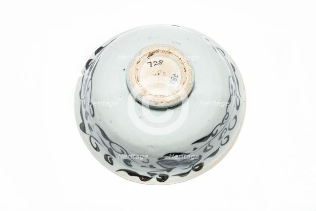 Blue and white bowl, 13th century. Artist: Unknown.