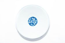 Blue and white bowl with kui dragon medallions, 1723-1735