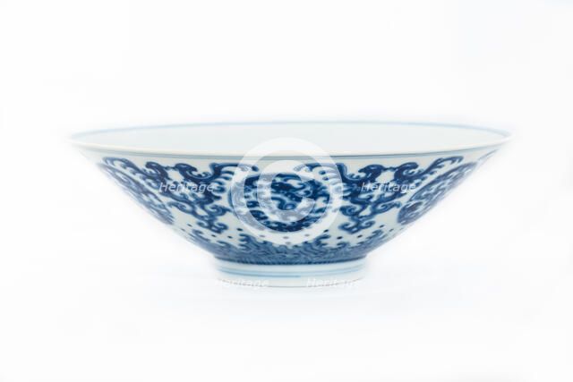 Blue and white bowl with kui dragon medallions, 1723-1735. Artist: Unknown.
