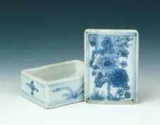 Blue and white box with chrysanthemum design, Ming dynasty, China, c1620. Creator: Unknown