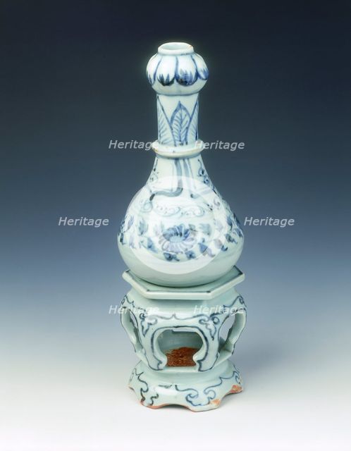 Blue and white garlic-headed vase on a hexagonal stand, Yuan dynasty, China, mid 14th century. Creator: Unknown.