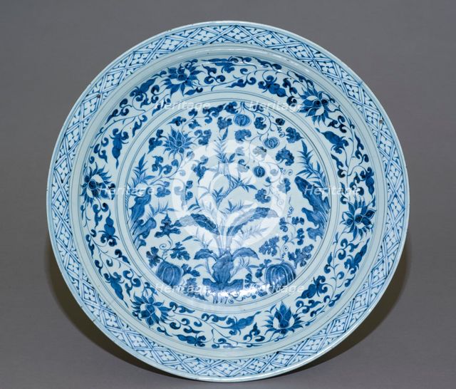 Blue-and-white dish with plants, late 14th century. Artist: Unknown.