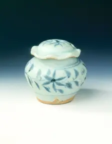 Blue and white jarlet and lotus leaf lid, Yuan dynasty, China, mid 14th century. Creator: Unknown