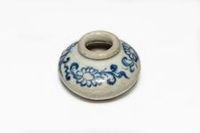 Blue and white jarlet with floral decoration, 14th-15th century