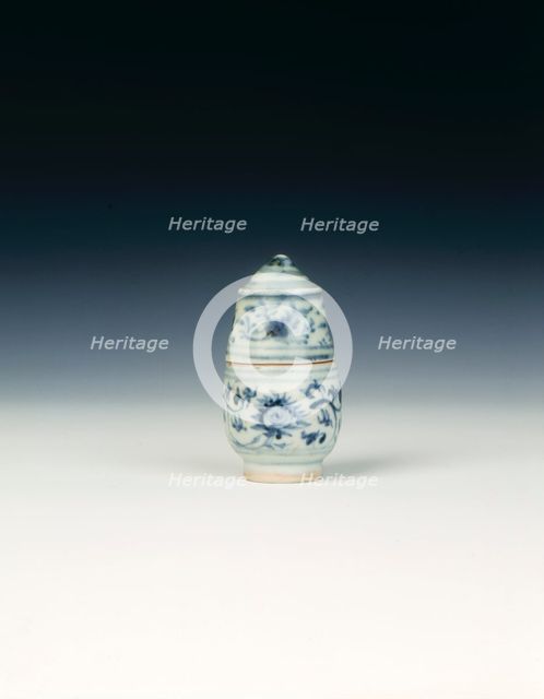 Blue and white lime pot, Ming dynasty, China, second half of 15th century. Artist: Unknown