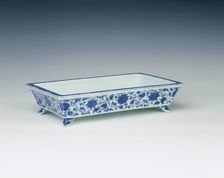 Blue and white narcissus bowl with lotus scrolls, China, 1736-1795. Creator: Unknown