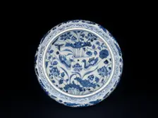 Blue-and-white stem bowl with lotus flowers and mandarin ducks, mid-14th century