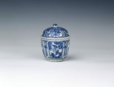 Blue and white tea caddy, Ming dynasty, China, early 17th century. Creator: Unknown
