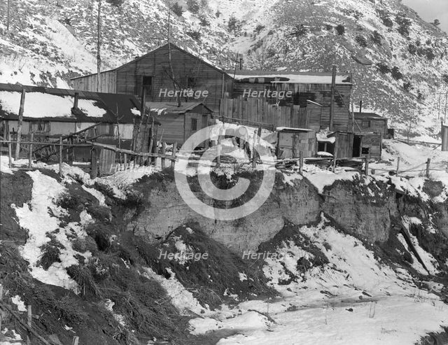 Blue Blaze mine, coal town, company houses, Consumers, near Price, Utah, 1936. Creator: Dorothea Lange.