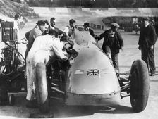 Bluebird at Brooklands, Surrey,1928
