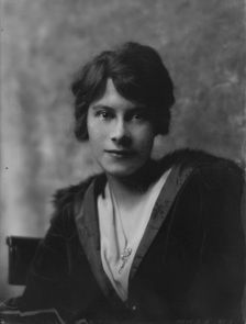 Black, H.N., Miss, portrait photograph, not before 1916. Creator: Arnold Genthe