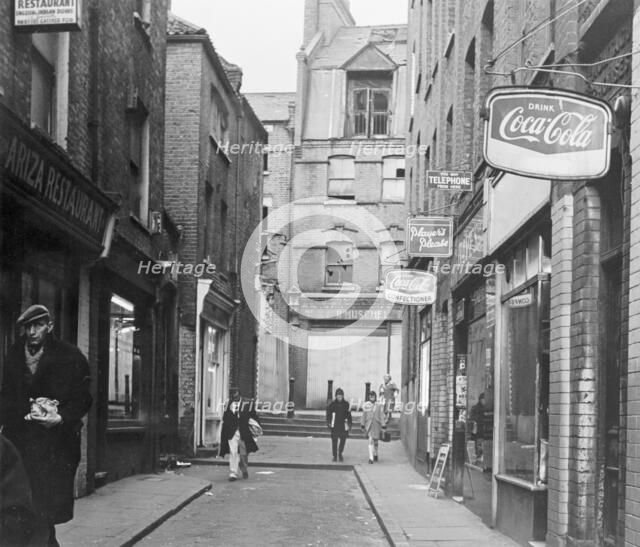 Black Lion Yard, London. Artist: Unknown