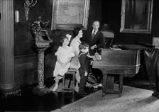 Blackton family, between c1915 and c1920. Creator: Bain News Service