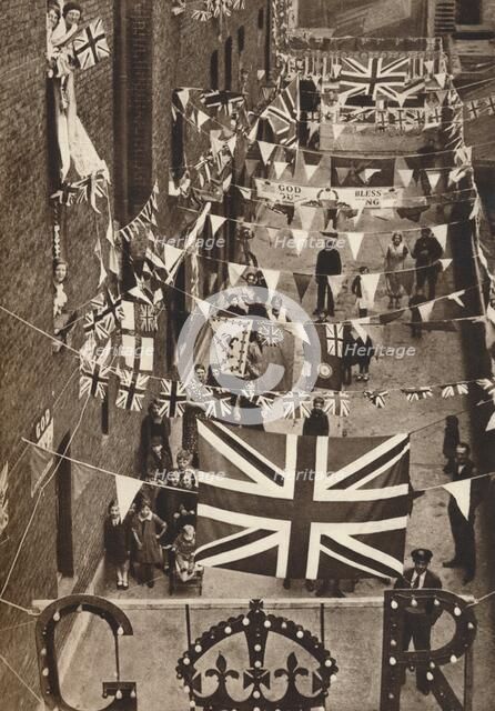 'Blackfriars, London, decoarted for King George VI's coronation', 1937. Artist: Unknown.