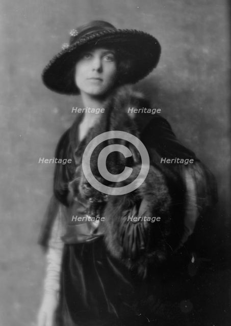 Blair, Lucy, Miss, portrait photograph, 1914 Apr. 12. Creator: Arnold Genthe.