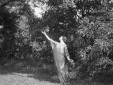 Block, Stella, Miss, 1919 or 1920. Creator: Arnold Genthe