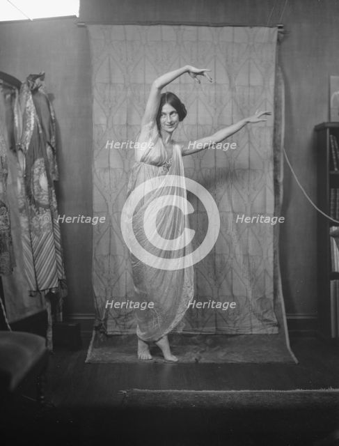 Block, Stella, Miss, 1920 Sept. 3. Creator: Arnold Genthe.