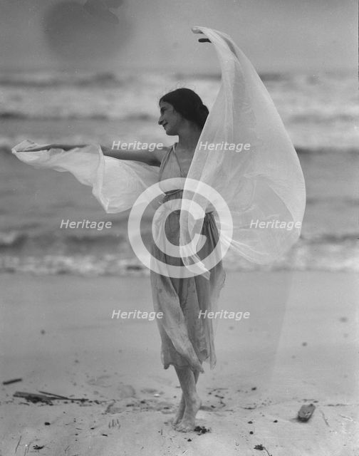 Block, Stella, Miss, 1921 July 30. Creator: Arnold Genthe.