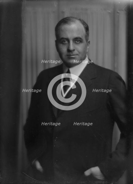 Bruce, J.M., Mr., portrait photograph, 1916. Creator: Arnold Genthe.