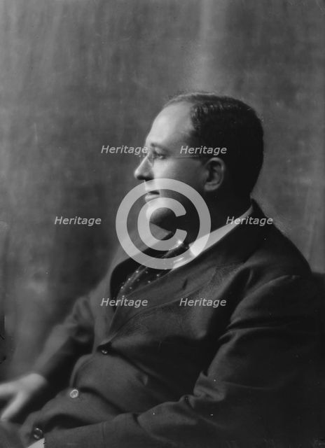 Bruce, Ned, Mr., portrait photograph, 1915 June 12. Creator: Arnold Genthe.