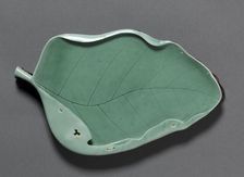 Brush Washer in Shape of a Lotus Leaf, 1723-35. Creator: Unknown