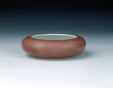 Brushwasher with peach bloom glaze, late Kangxi period, Qing dynasty, China, 1700-1722. Creator: Unknown