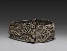 Bracelet, 1700s-1800s. Creator: Unknown