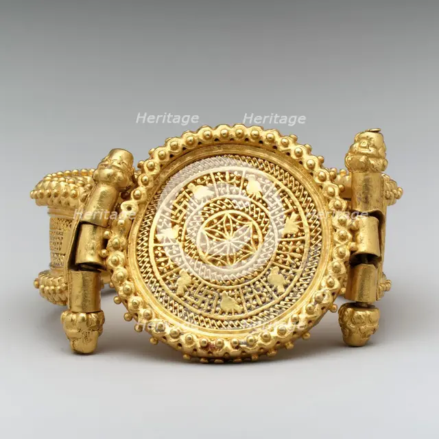 Bracelet (one of a pair), Byzantine, ca. 400. Creator: Unknown.