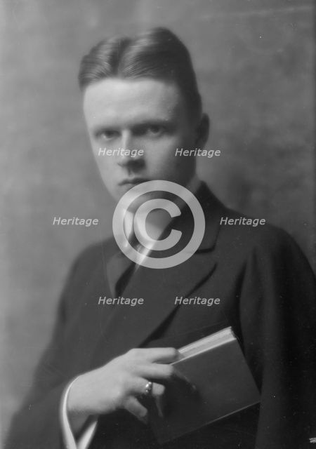 Brackett, Charles W., Mr., portrait photograph, 1915. Creator: Arnold Genthe.