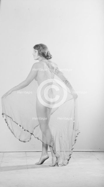 Braggiotti, Francesca, Miss, 1927 Creator: Arnold Genthe.