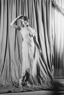 Braggiotti, Francesca, Miss, 1927 Creator: Arnold Genthe