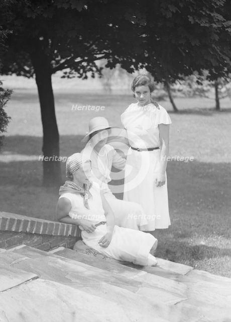 Brady, J.C., Mrs., and daughters, outdoors, 1931 July 14. Creator: Arnold Genthe.