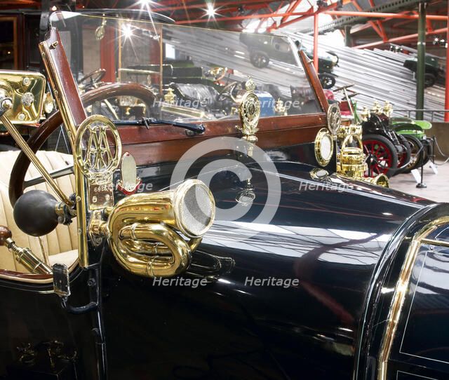 Brass Bulb Horn on 1910 Bugatti type 13. Artist: Unknown.