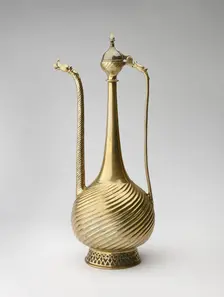 Brass ewer with dragon heads, early 16th century