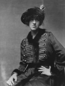 Breitung, Juliet, Miss, portrait photograph, between 1913 and 1942. Creator: Arnold Genthe