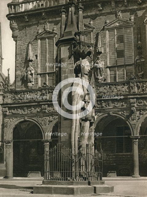 'Bremen - The Roland in front of the Town Hall', 1931. Artist: Kurt Hielscher.
