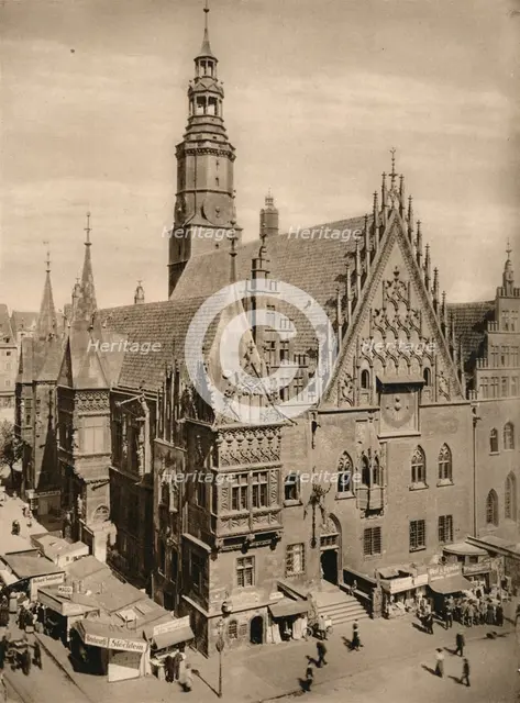'Breslau - Rathaus', 1931. Artist: Kurt Hielscher.