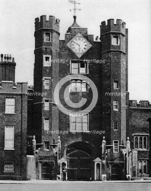 Brick gatehouse for a royal hunting lodge in St James's, London, 1926-1927.Artist: McLeish
