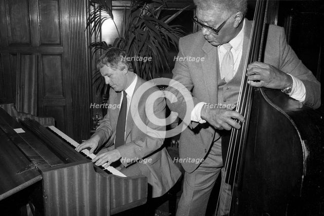 Brian Dee, Red Callender, Kettner's, London, November 1985.   Artist: Brian O'Connor.