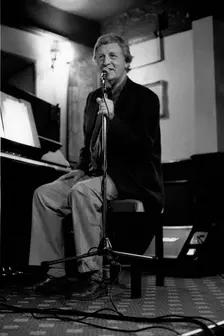 Brian Dee, Watermill Jazz Club, Dorking, Surrey, June 2000. Artist: Brian O'Connor