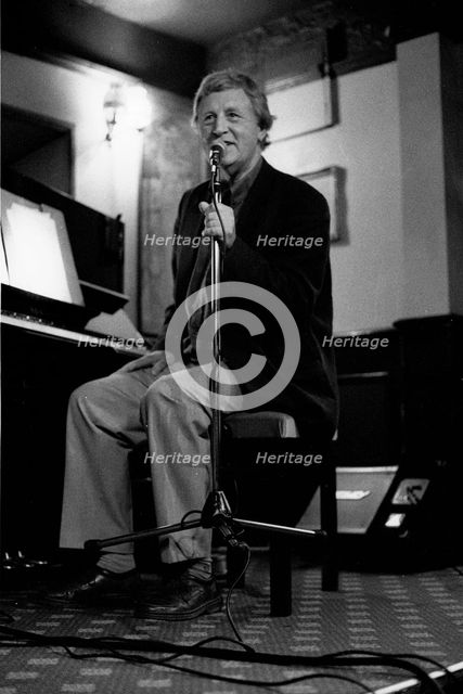 Brian Dee, Watermill Jazz Club, Dorking, Surrey, June 2000. Artist: Brian O'Connor.