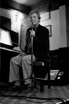 Brian Dee, Watermill Jazz Club, Dorking, Surrey, June 2000. Artist: Brian O'Connor