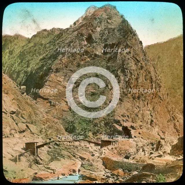 Bridge over the Sutleij River, Wanga, India, late 19th or early 20th century. Artist: Unknown