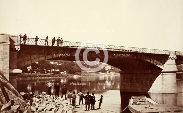 Bridge & Workers (Pont De La Mulatiere), Printed 1856 circa. Creator: Edouard Baldus.