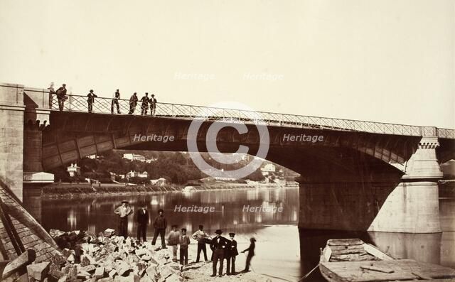 Bridge & Workers (Pont De La Mulatiere), Printed 1856 circa. Creator: Edouard Baldus.