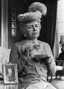 British actress Phyllis Calvert as Queen Mary in the play Crown Matrimonial c1973