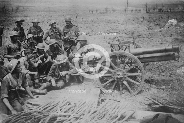 British & captured gun, 10 Jun 1917. Creator: Bain News Service.