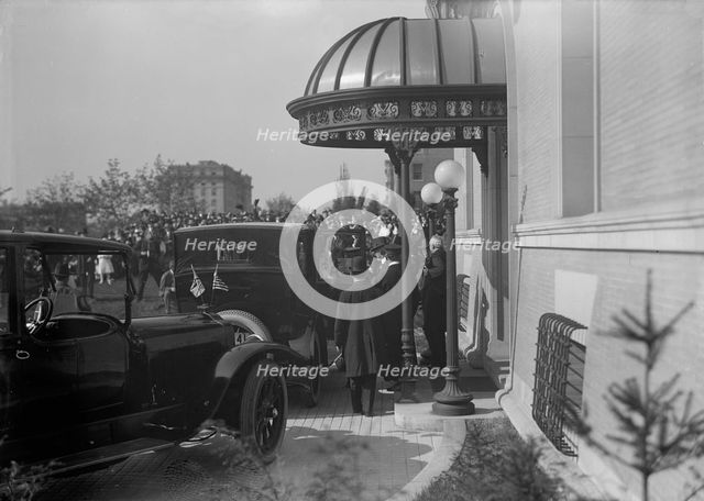 British Commission To U.S.  - Arrival At Long Residence, 1917. Creator: Harris & Ewing.