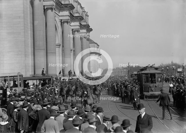 British Commission To U.S - Arrival At Union Station; General Views, 1917. Creator: Harris & Ewing.